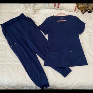 Cherokee Infinity Scrub Set